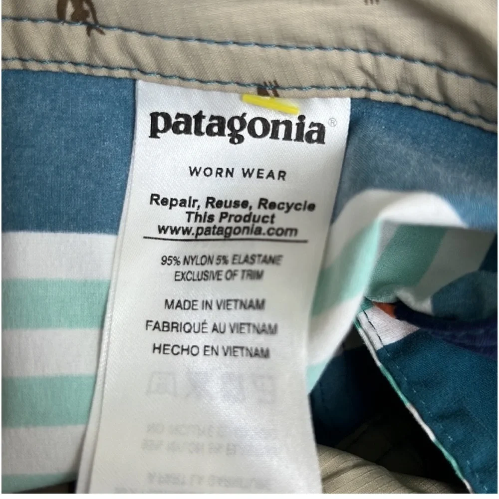 Patagonia Men's Wavefarer Striped Boardshorts Swim Trunks Size 30